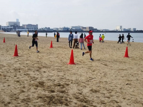 积极参与社会活动