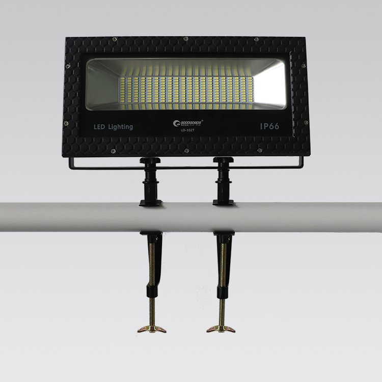 クランプ C型 投光器用 三脚や単管対応可 シャコ万力 | LED照明製造・販売・開発・OEM・ODM （株）グッドグッズ